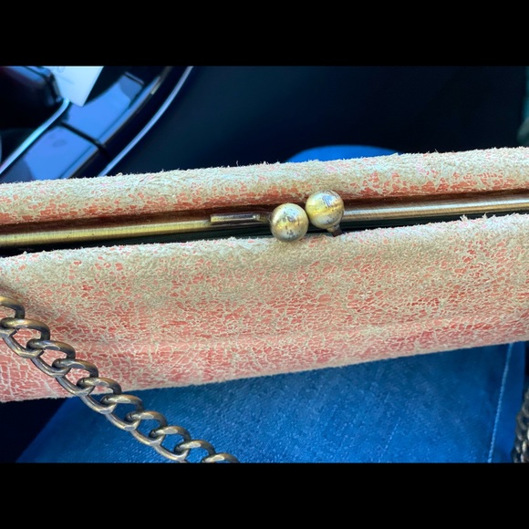HOBO Distressed Clutch GUC - Picture 4 of 8